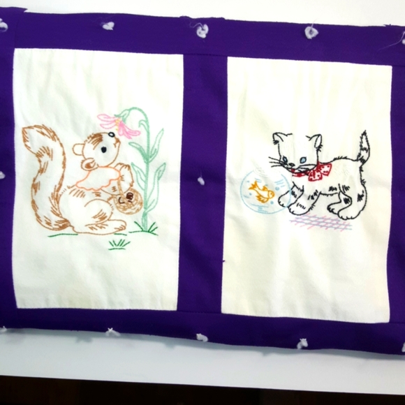 Vintage Handmade Baby Child Quilt Coverlet with Baby Animals - Picture 8 of 13